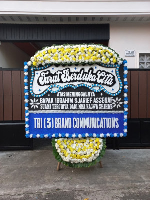 Papan Bunga Duka di Poncosari
